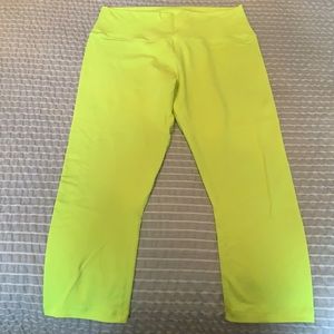 Zyia Neon Yellow Ascend Hi-Rise Capri  20” size 12